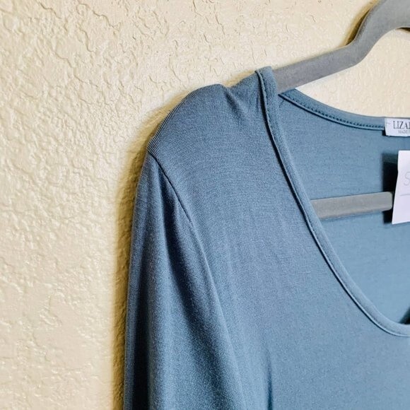 Lizabell blue top V-neck long sleeve with front knot top size S - Picture 8 of 11